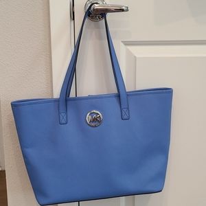 Michael Kors periwinkle blue tote bag